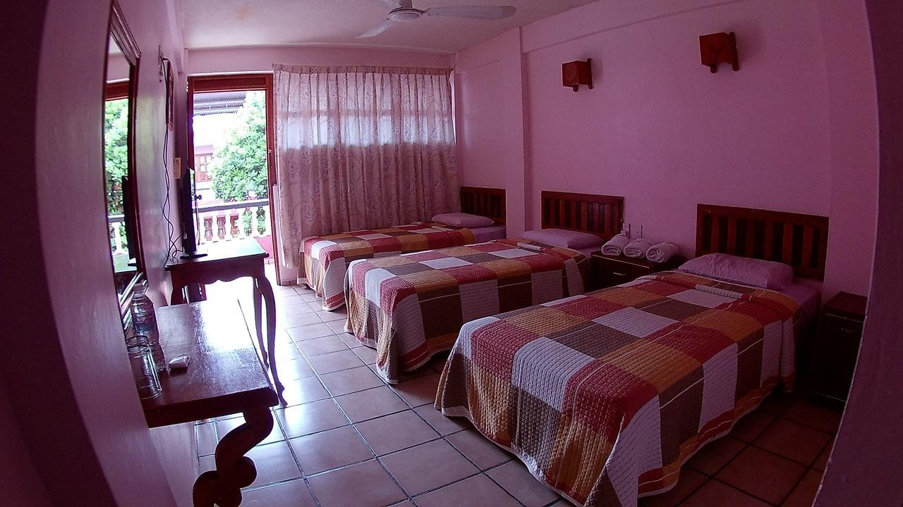 Hotel Michelle San Andrés Tuxtla エクステリア 写真